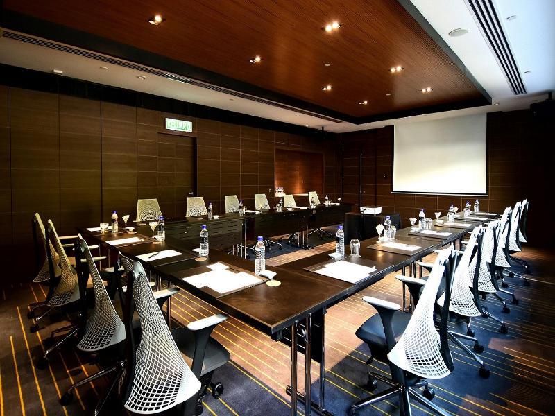 G Hotel Kelawai Tanjung Tokong Zewnętrze zdjęcie The meeting room